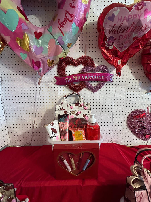 Valentine Day Purse Baskets