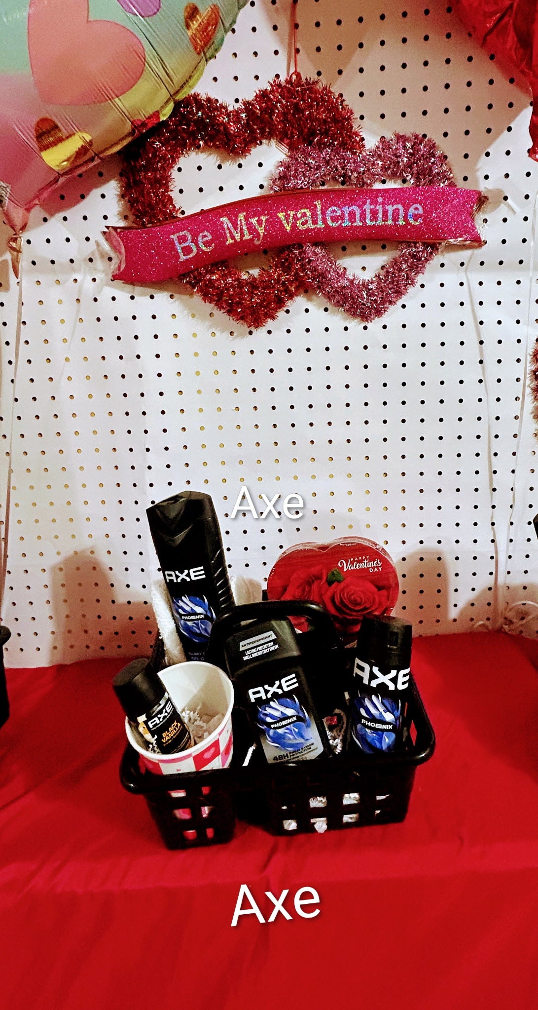 Men Valentine Day Basket
